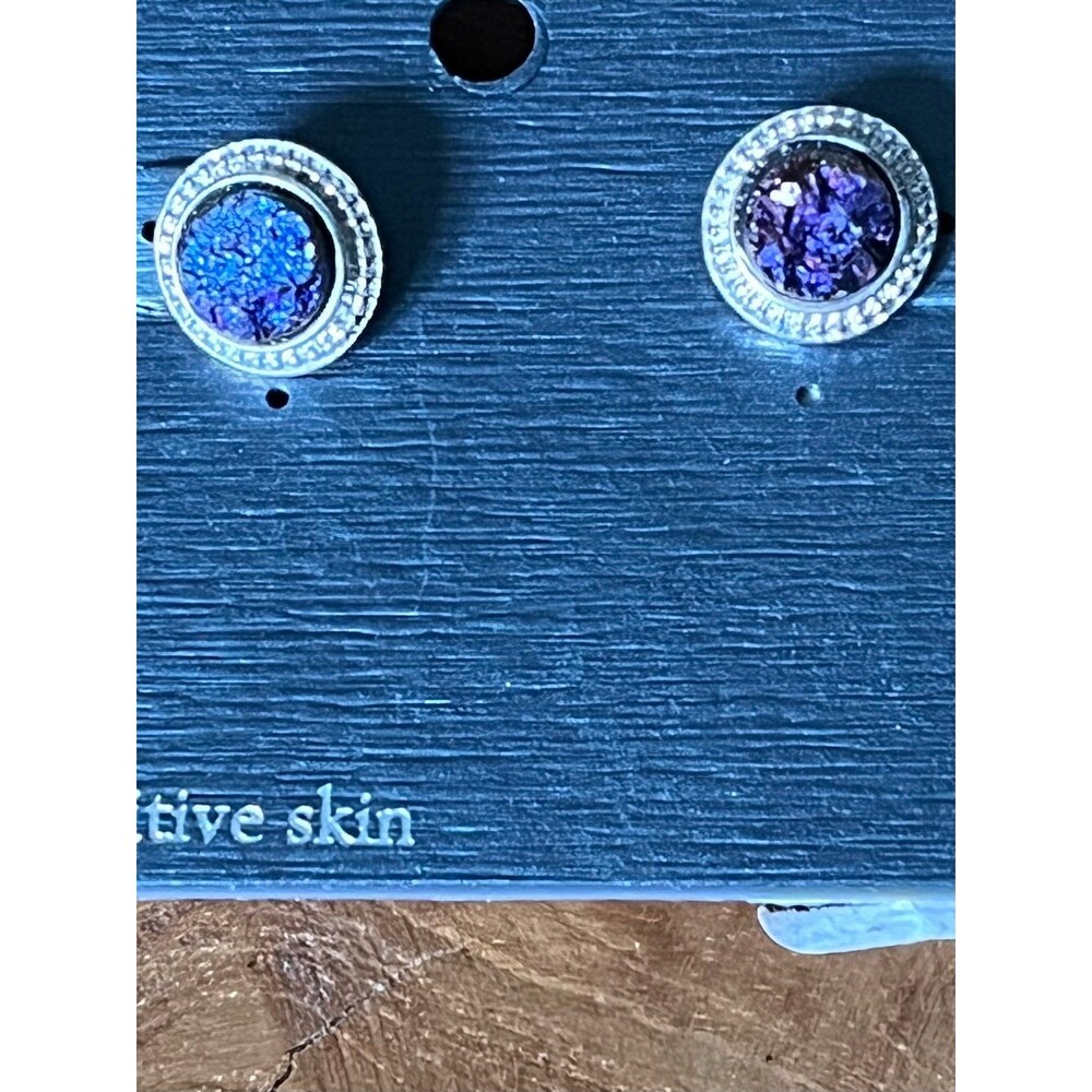 Round Druzy Stud Earrings Silver Sparkle Unbranded Costume